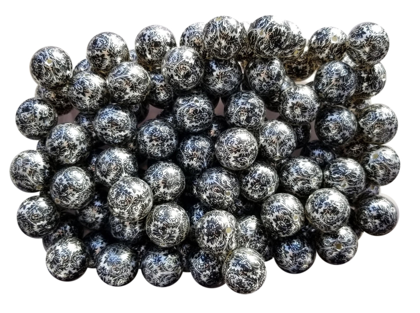 black leaves 20mm printed bubblegum beads