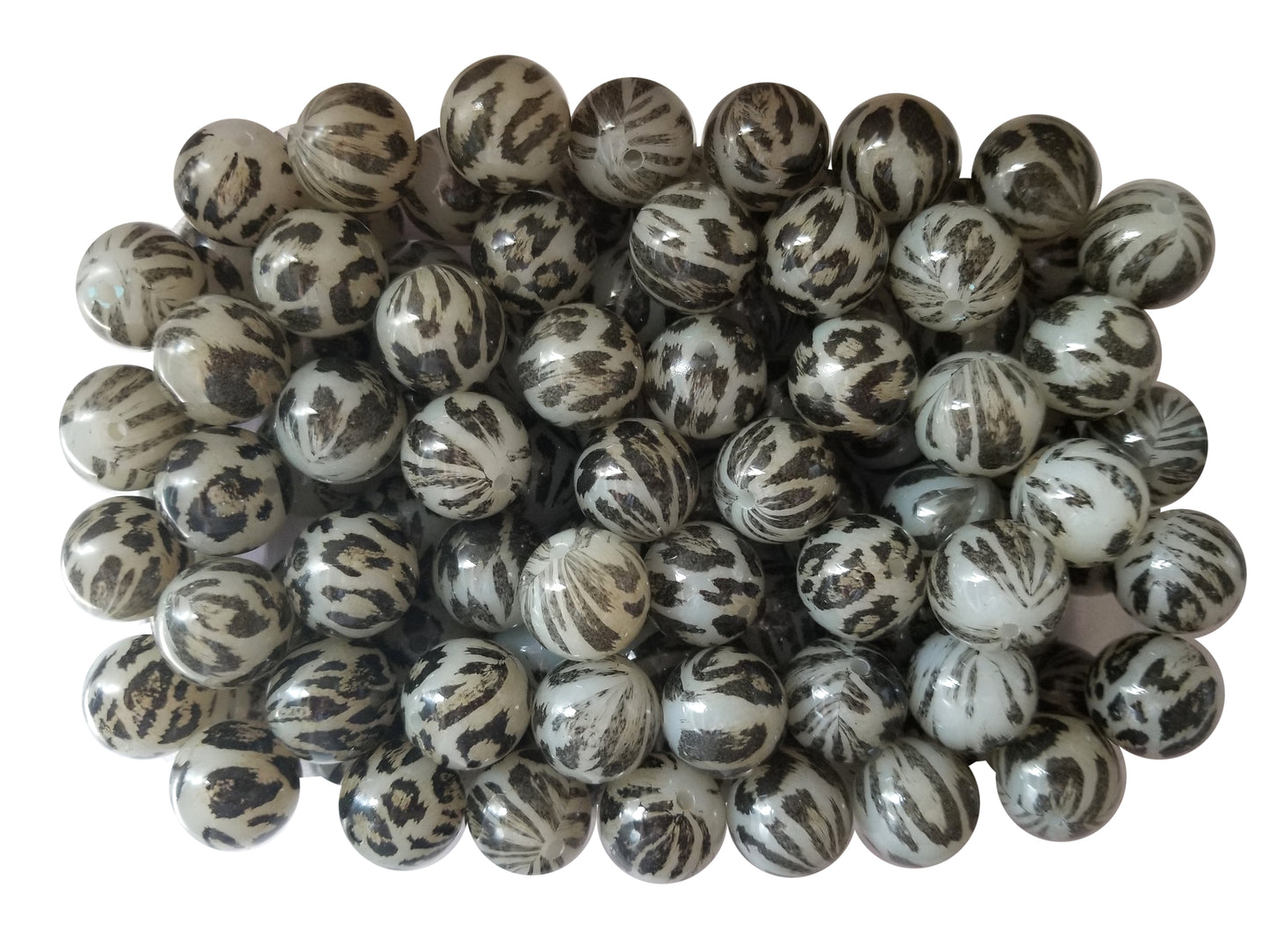 gray leopard print 20mm printed bubblegum beads